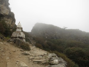 Fog and cloud on the path back towards Namche Bazaar