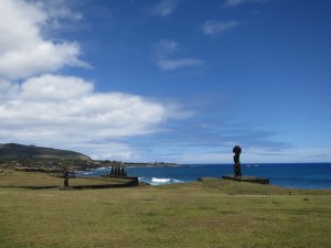 Moai just north of Hanga Roa (left), including Ahu Tahai (the line of moai on a platform, just left of centre)